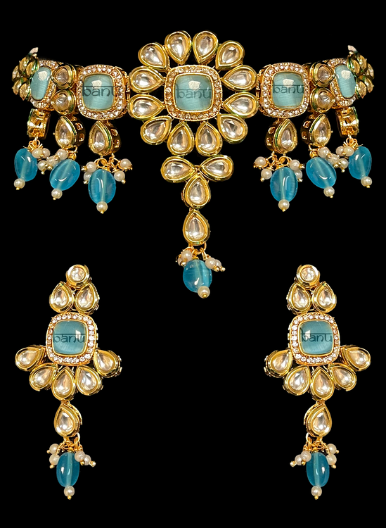 Load image into Gallery viewer, Nayana II - Gold-plated Modern Indian Bridal Set w/ Kundan &amp;amp; Blue Onyx Gems
